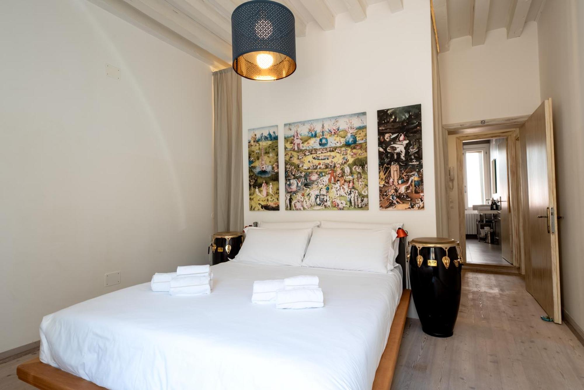 Elegance And Comfort Between St Mark S And Biennale